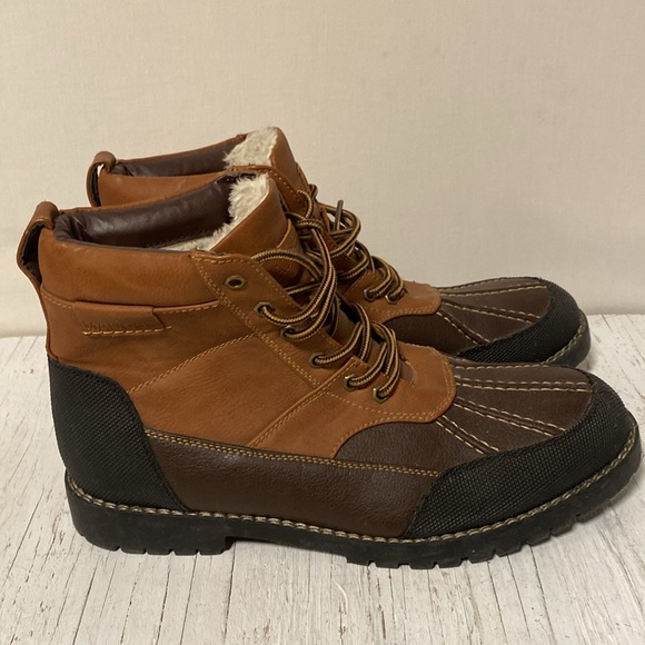 LAST CALL Steve Madden Fleece lined Boots - Picture 2 of 9